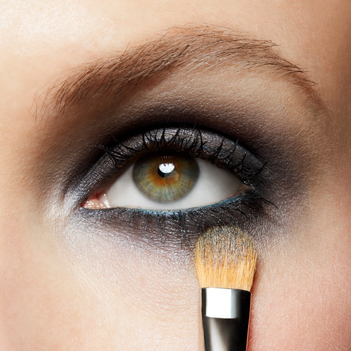 252 Synthetic Large Shader Brush - S7JX01